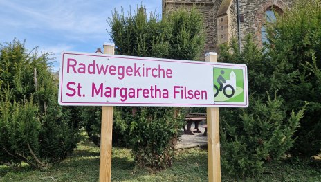 Schild Radwegekirche | &copy; Romantischer Rhein Tourismus GmbH