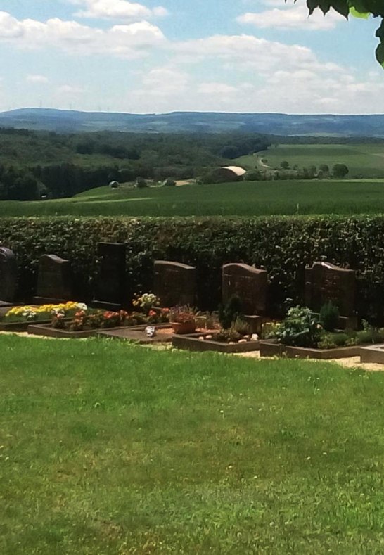 Grabfeld 2 | &copy; V.O.