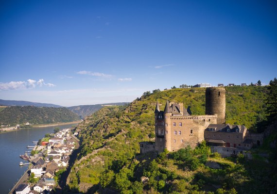 Burg Katz oberhalb von St. Goarshausen | © Sebastian Reifferscheid Burg Katz oberhalb von St. Goarshausen | © Sebastian Reifferscheid