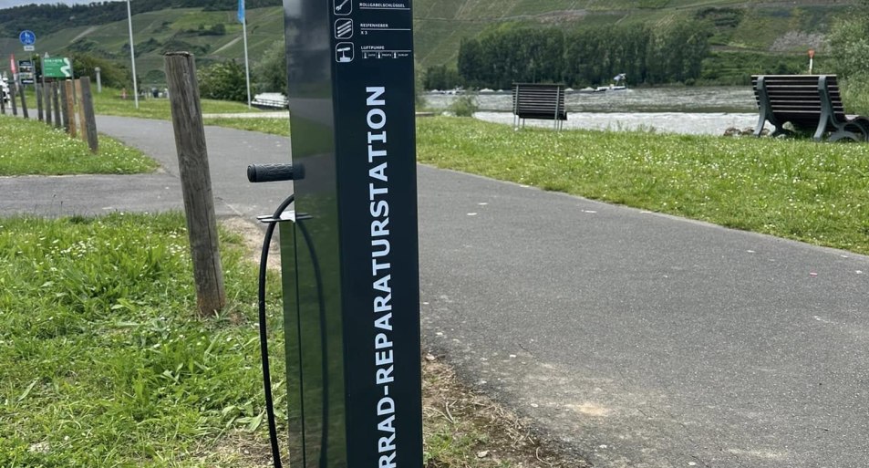 Reperaturs&auml;ule | &copy; Sebastian Reifferscheid
