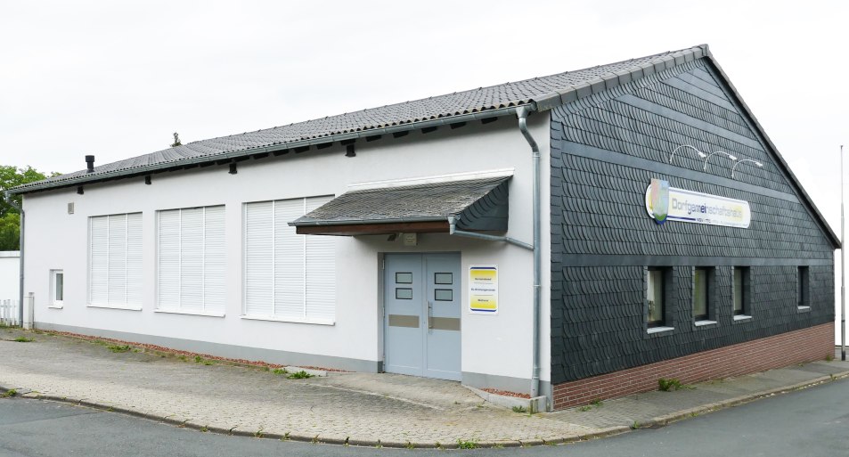 Dorfgemeinschaftshaus Blick vom Lochgraben | © B.Z. Dorfgemeinschaftshaus Blick vom Lochgraben | © B.Z.