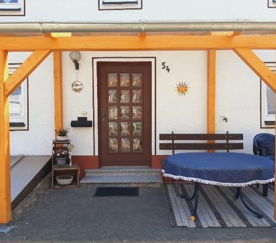 Hauseingang | &copy; Gilles