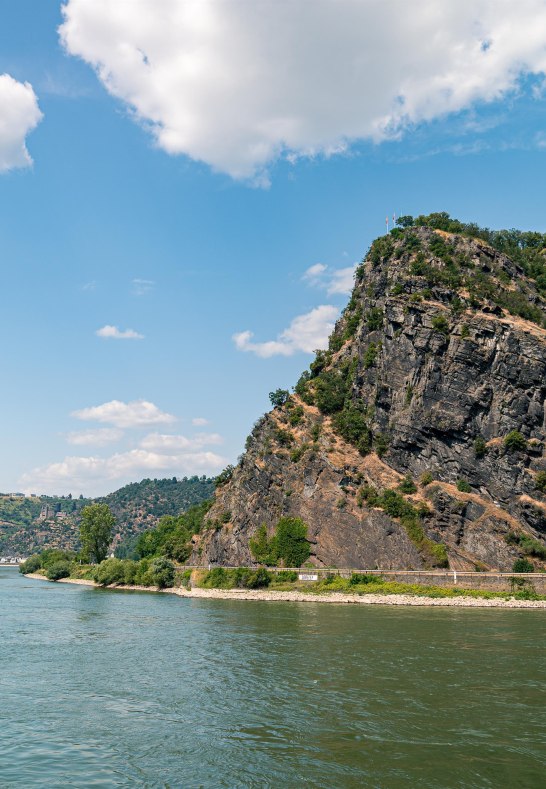 Loreleyfelsen bei St. Goarshausen Loreleyfelsen bei St. Goarshausen
